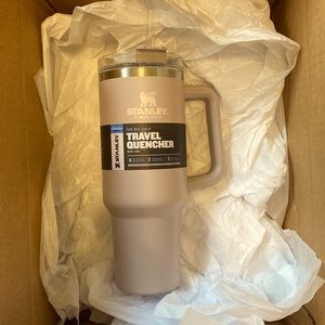 Stanley 40oz Adventure Tumbler (Abalone Color)